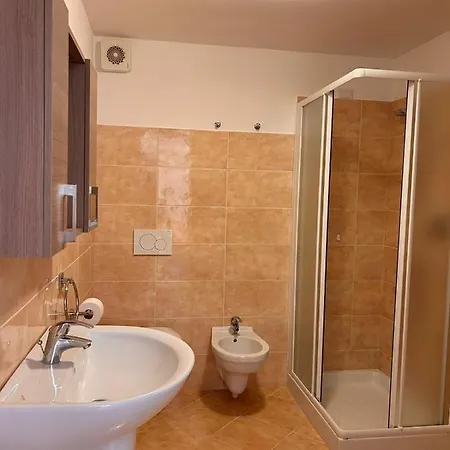 Tra Monti E Holiday home *