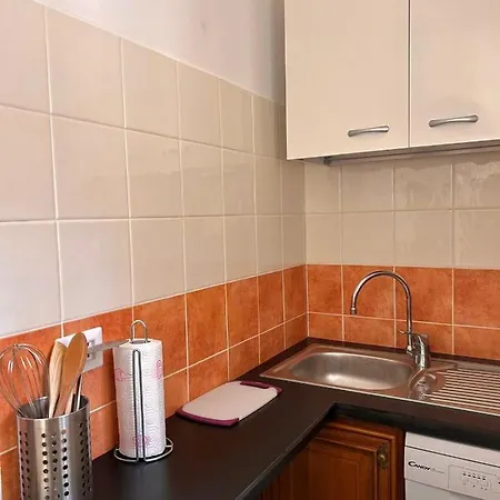Tra Monti E Holiday home *