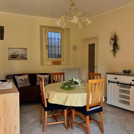 Σπίτι διακοπών Tra Monti E