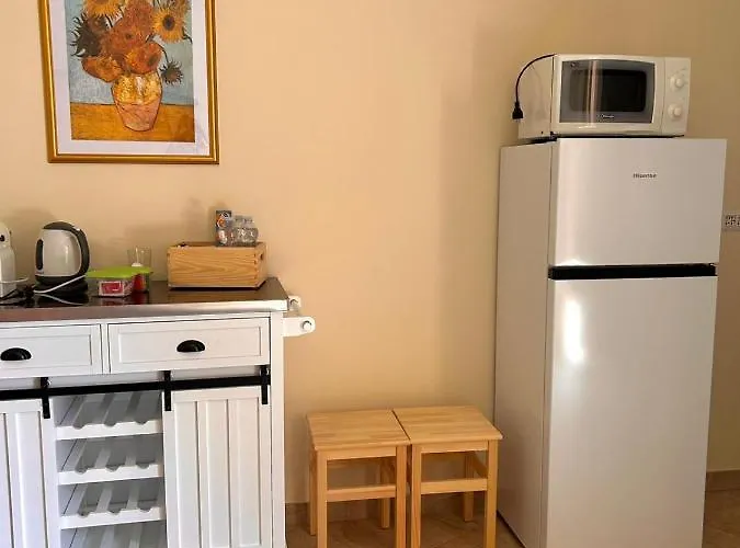 Tra Monti E ורבאניה