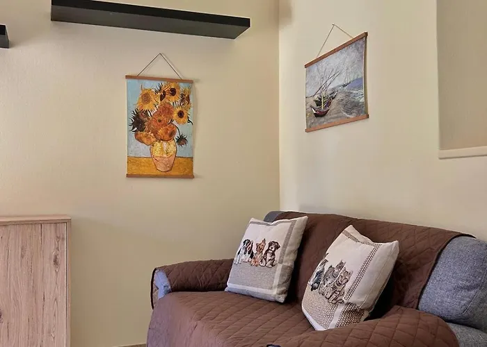 Tra Monti E Feriehus *