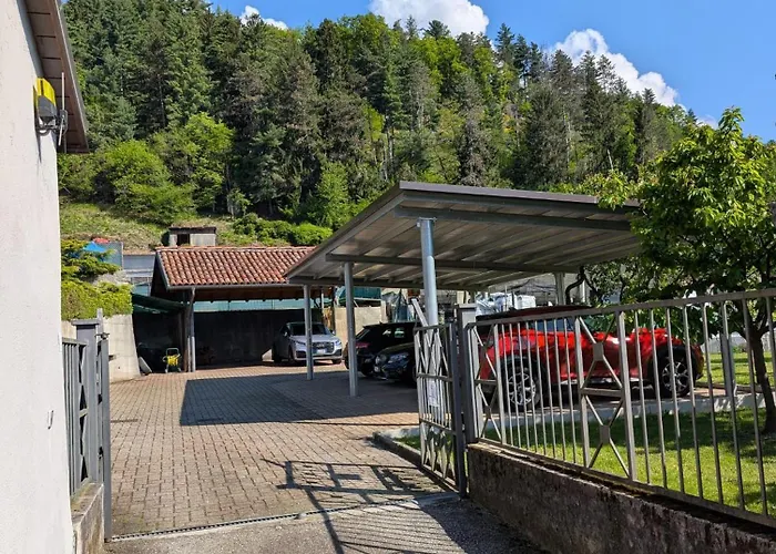 Tra Monti E Βερμπάνια